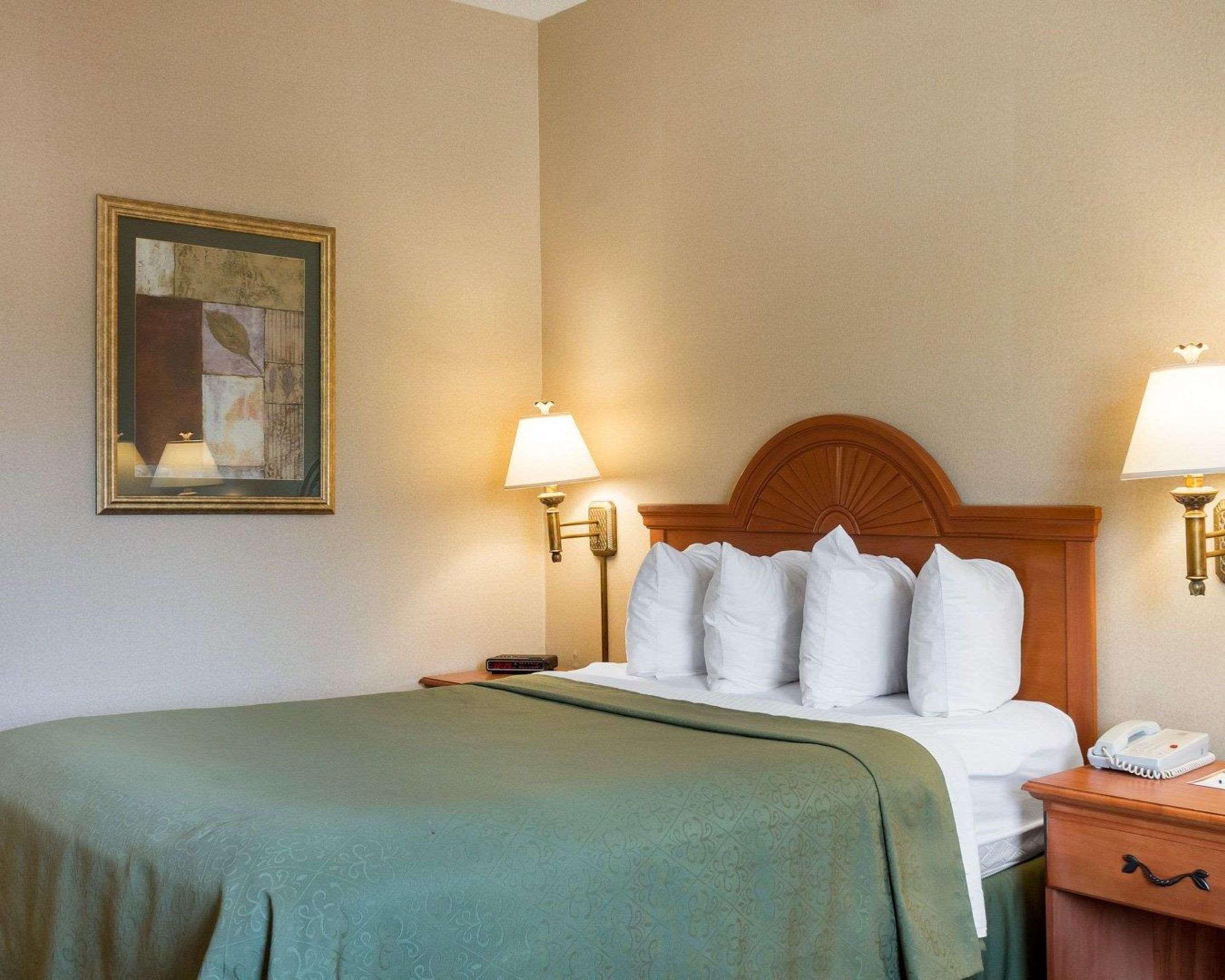 Quality Inn Brookings-University Екстер'єр фото