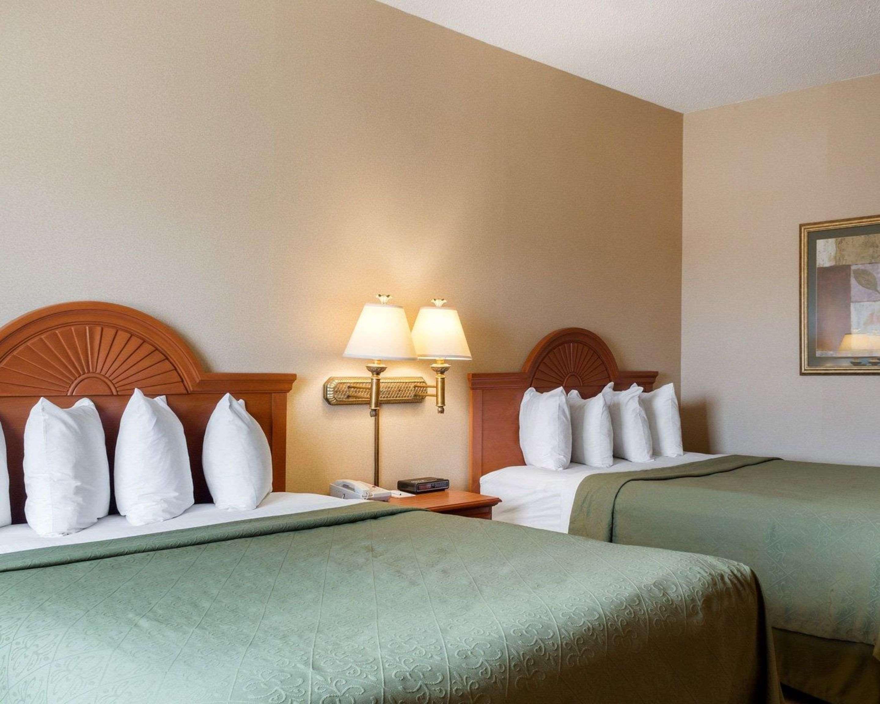 Quality Inn Brookings-University Екстер'єр фото