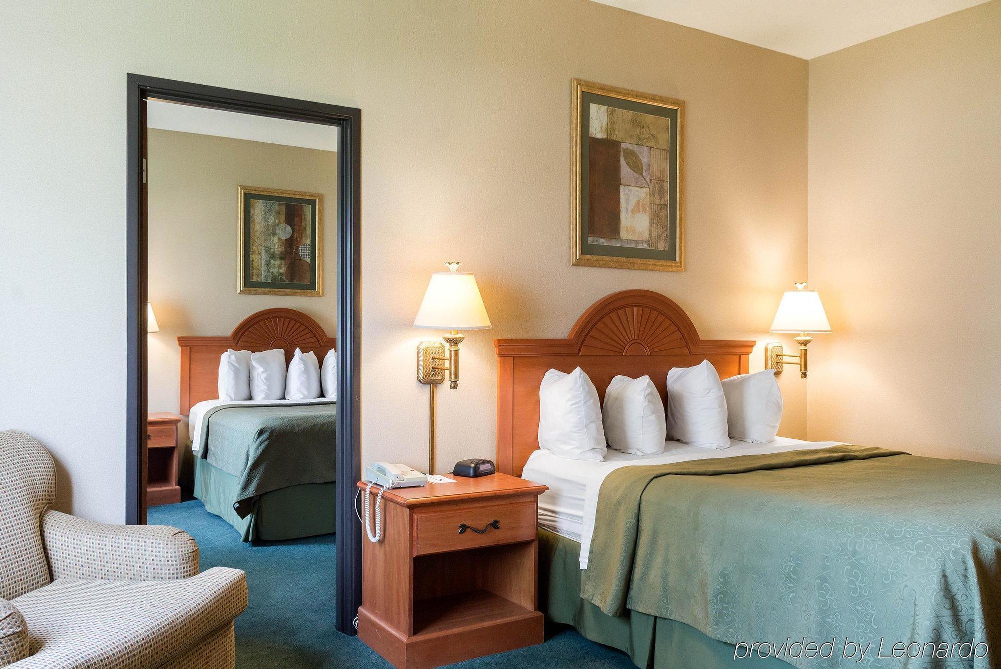 Quality Inn Brookings-University Екстер'єр фото